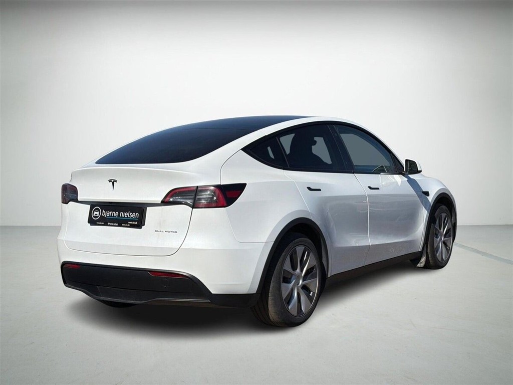 Tesla Model Y Long Range billede 2