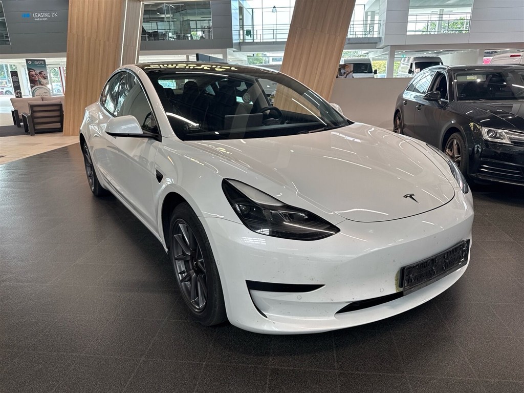 Tesla Model 3 Standard Range Plus