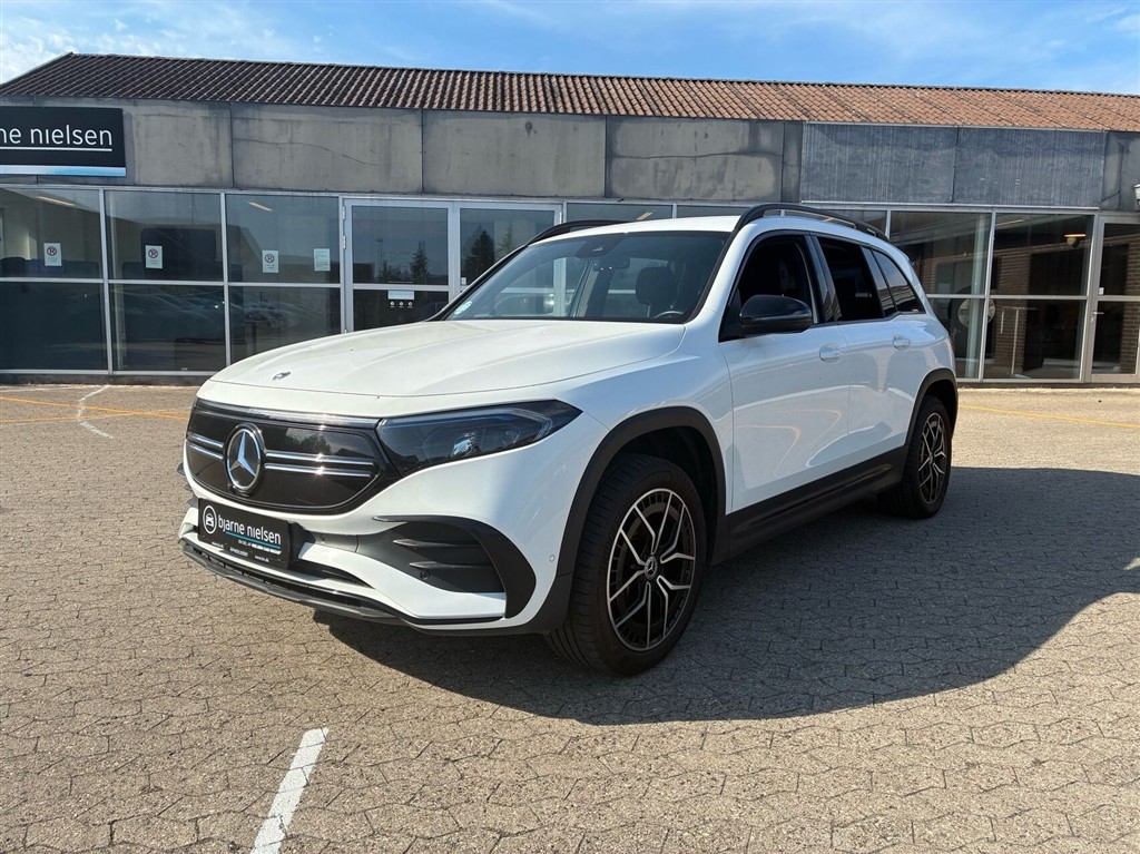 Mercedes-Benz EQB 300 AMG Line