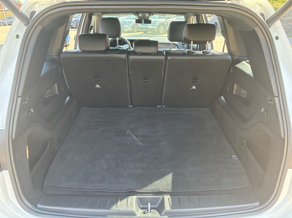 Mercedes-Benz EQB 300 AMG Line billede 6