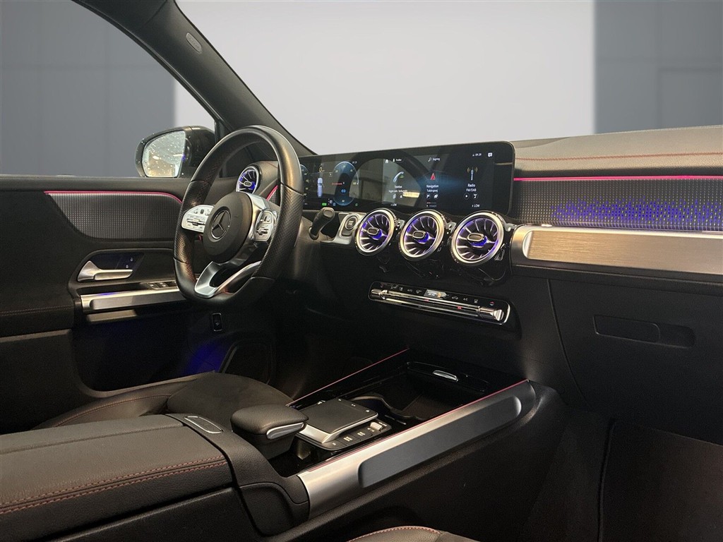 Mercedes-Benz EQB 300 AMG Line billede 3