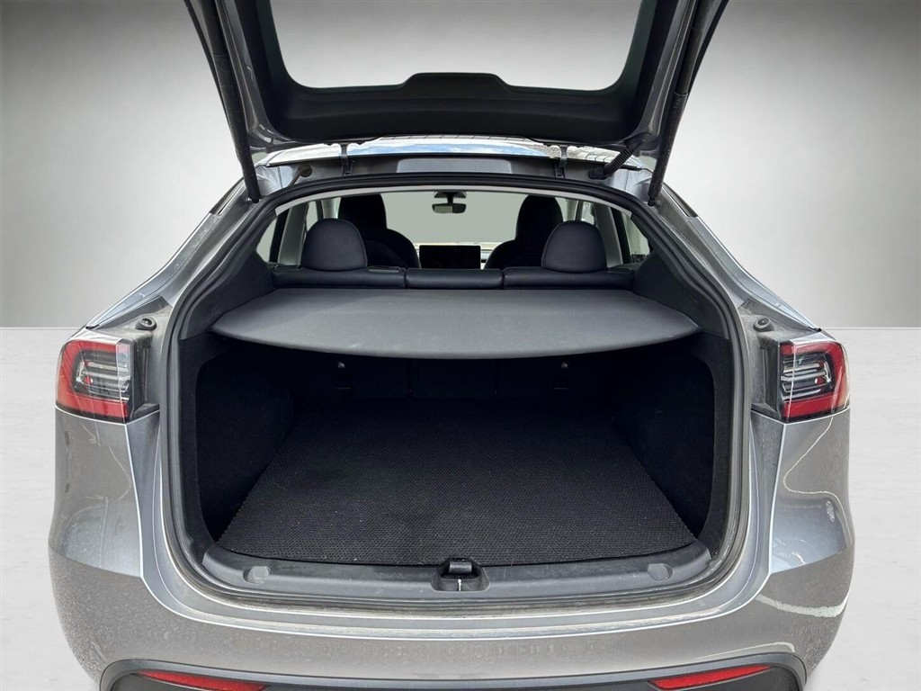 Tesla Model Y Long Range billede 18