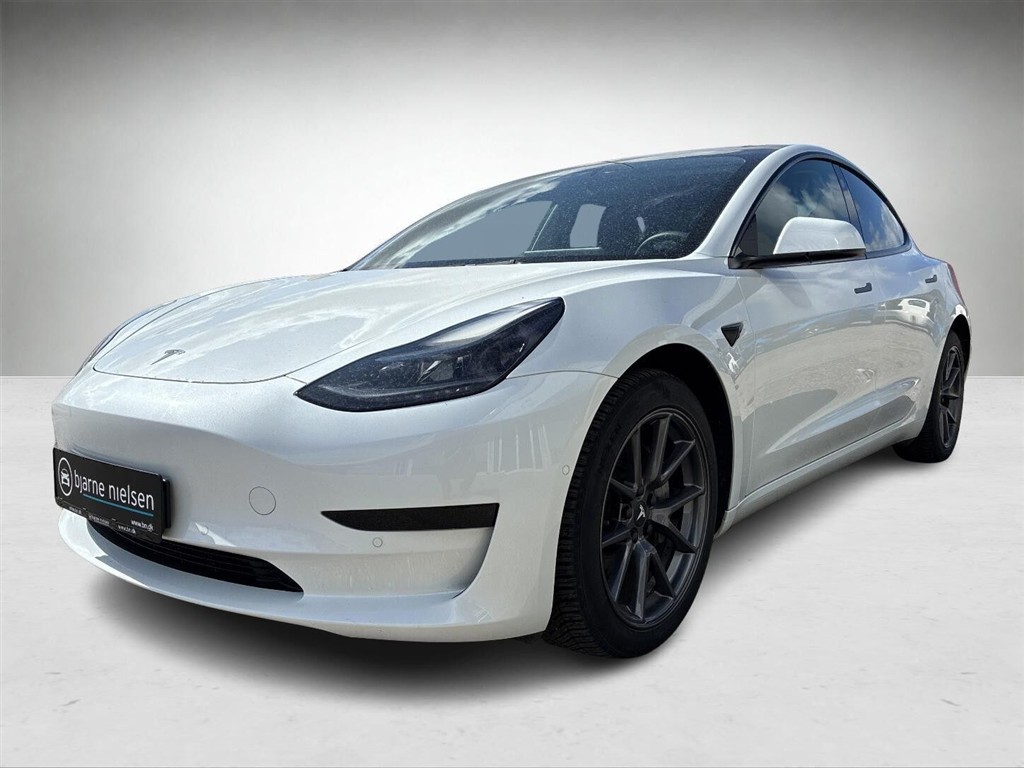 Tesla Model 3 Standard Range Plus
