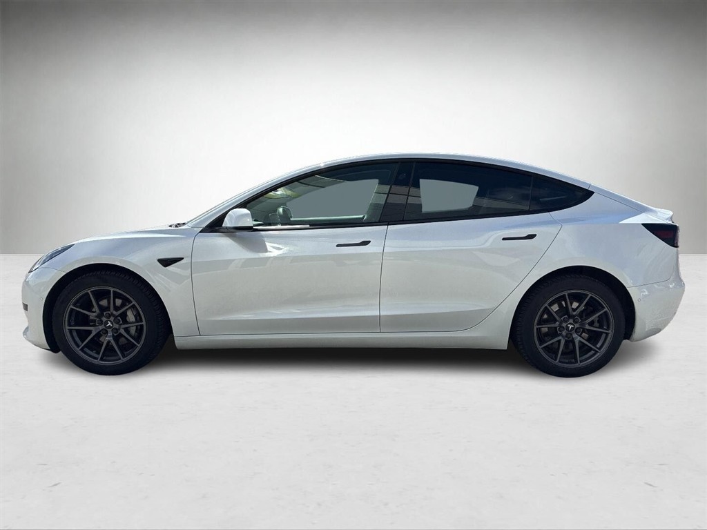 Tesla Model 3 Standard Range Plus billede 2