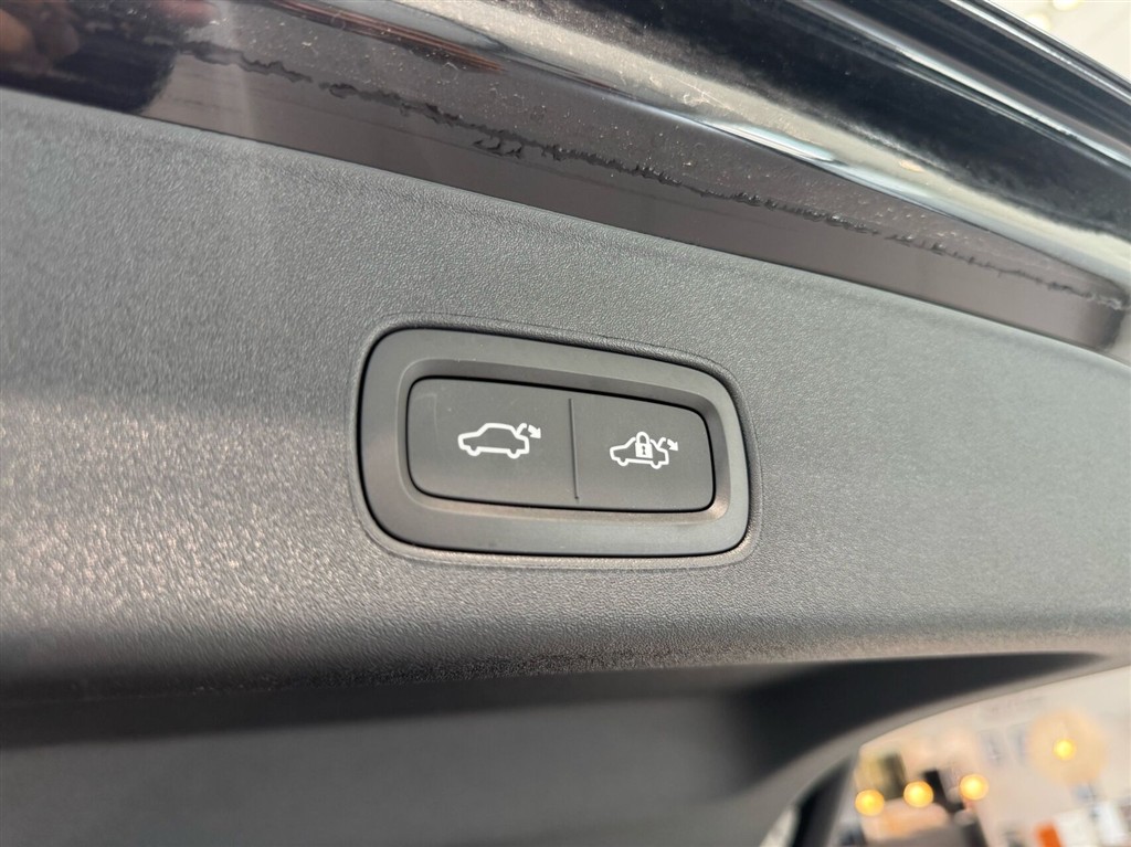 Volvo EX60 Plus generic.image 8