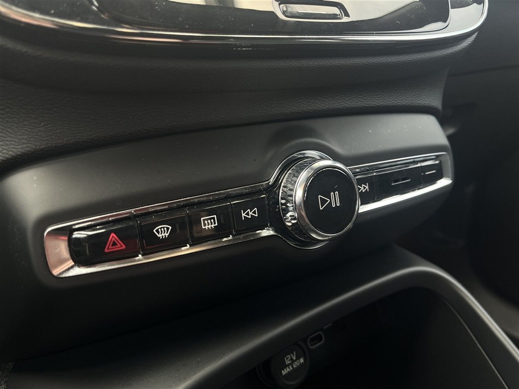 Volvo XC40 Plus billede 14