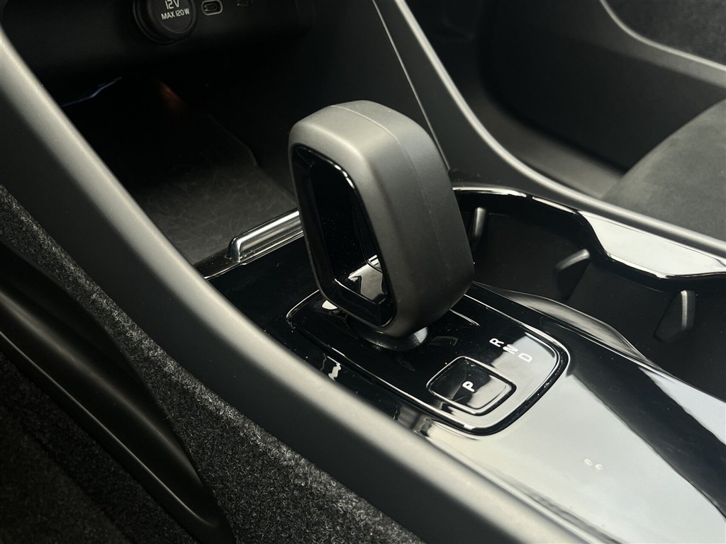 Volvo XC40 Plus billede 15