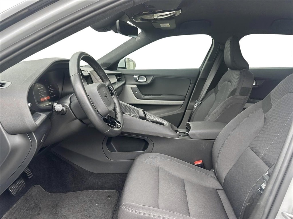 generic.car generic.image 5