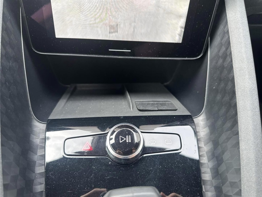 generic.car generic.image 14
