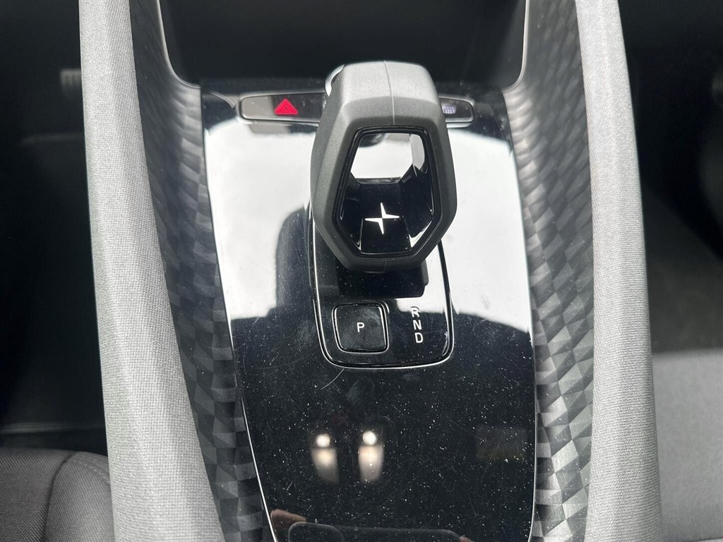 generic.car generic.image 15