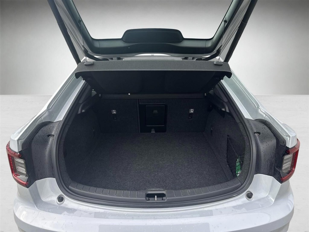 generic.car generic.image 17