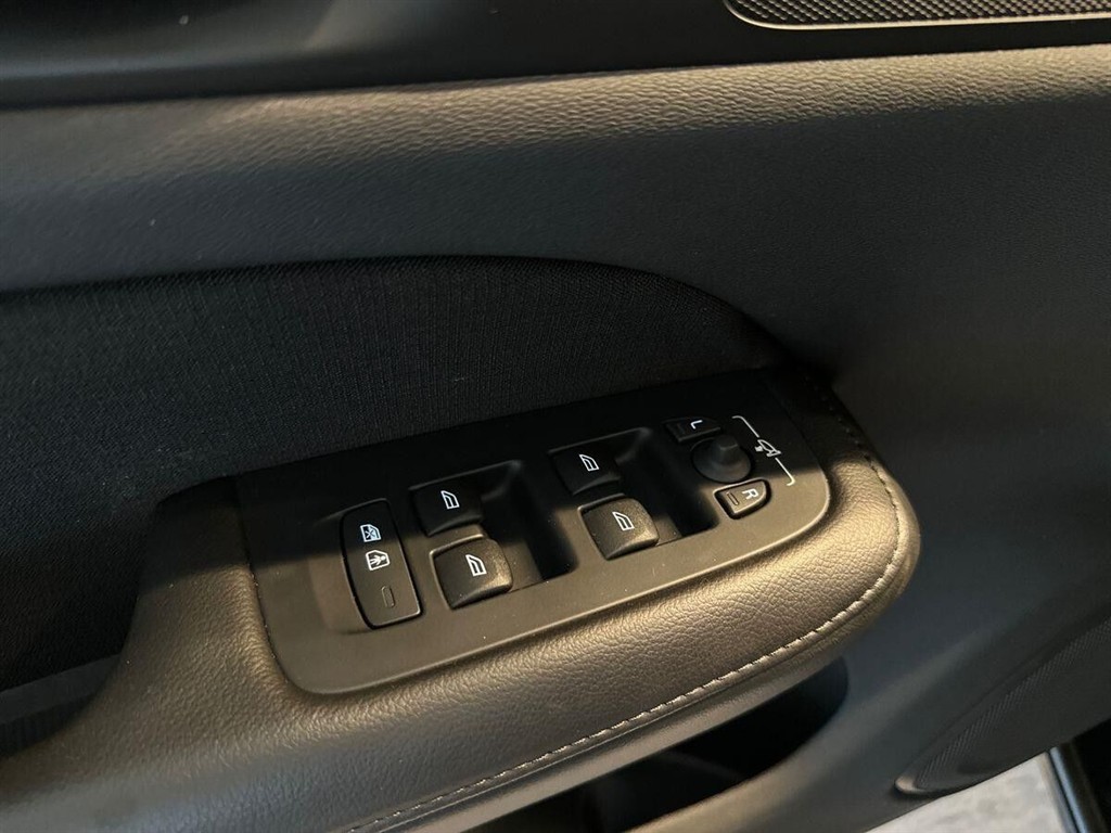 Volvo V60 Momentum billede 12