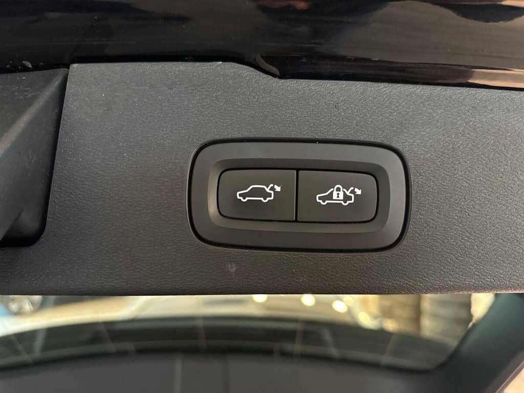 Volvo V60 Momentum billede 16