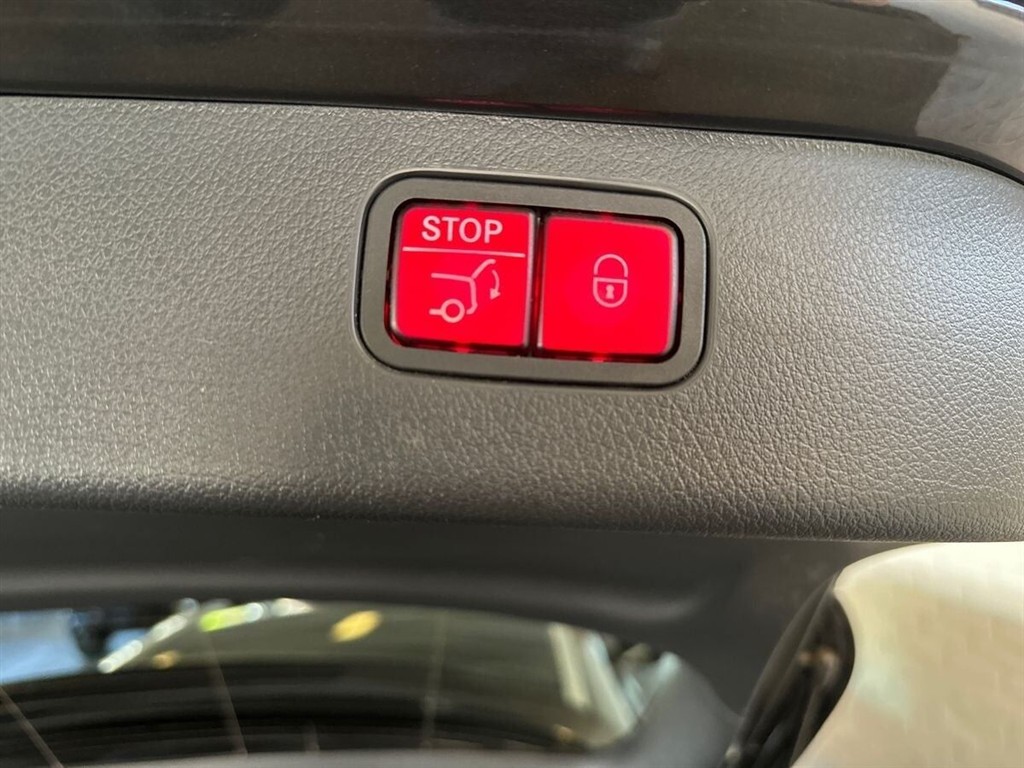 Mercedes-Benz C300 e AMG Line billede 21