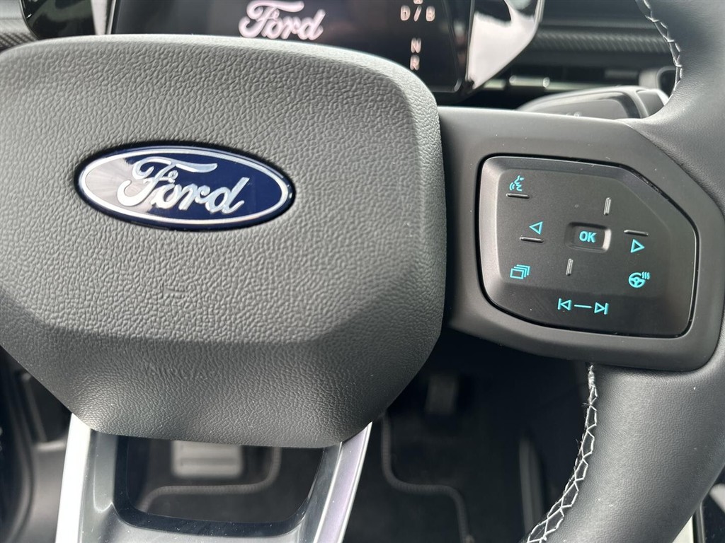 Ford Explorer UR Premium billede 10