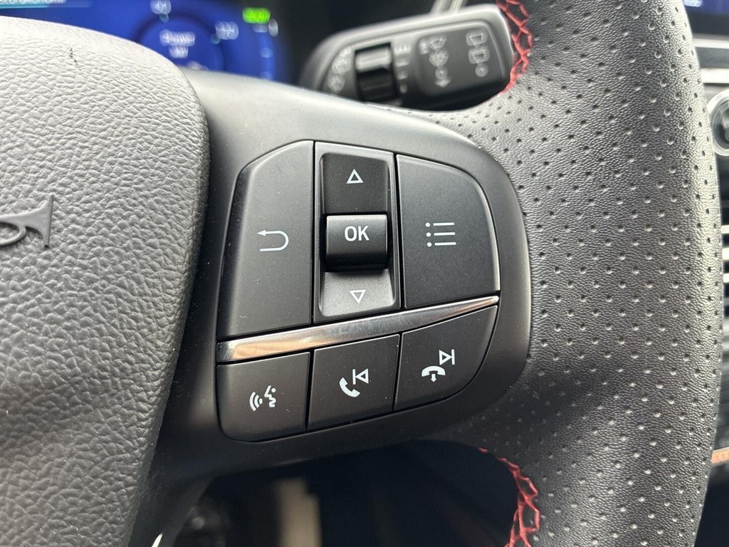 Ford Kuga ST-Line X billede 13
