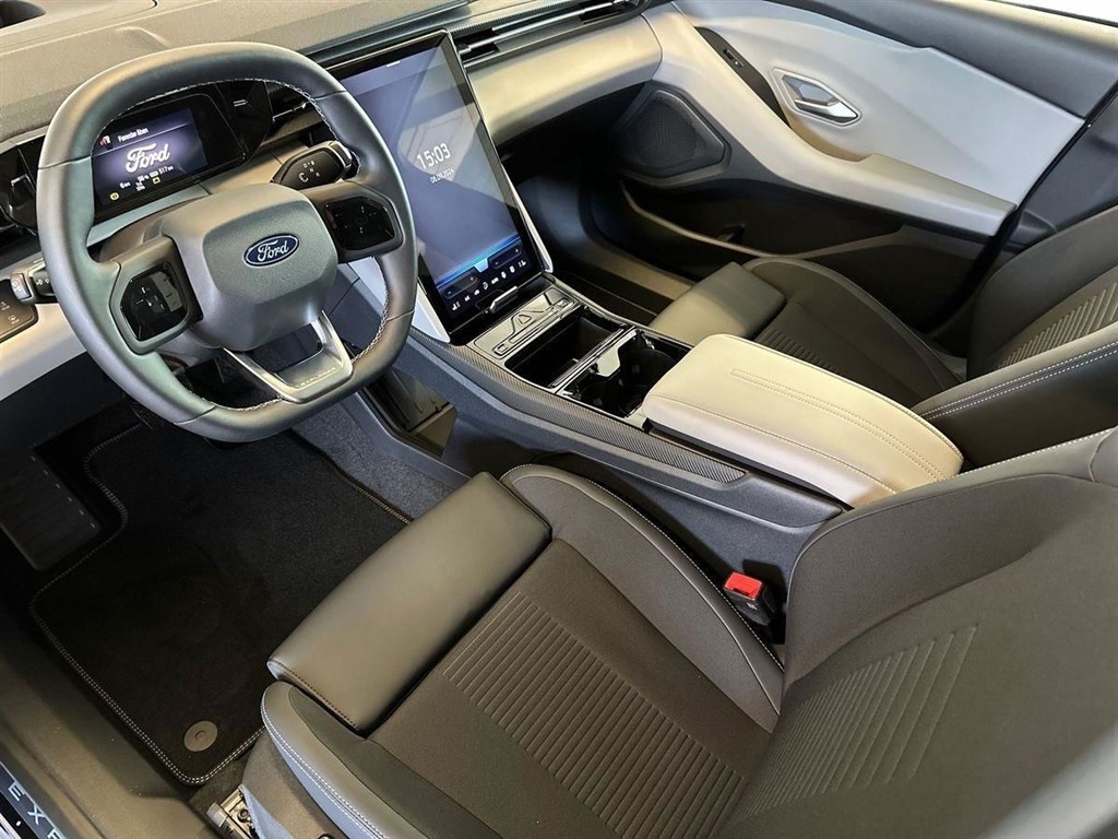 Ford Explorer UR Premium billede 7
