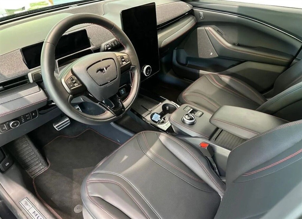 Ford Mustang Mach-E SR Premium billede 6