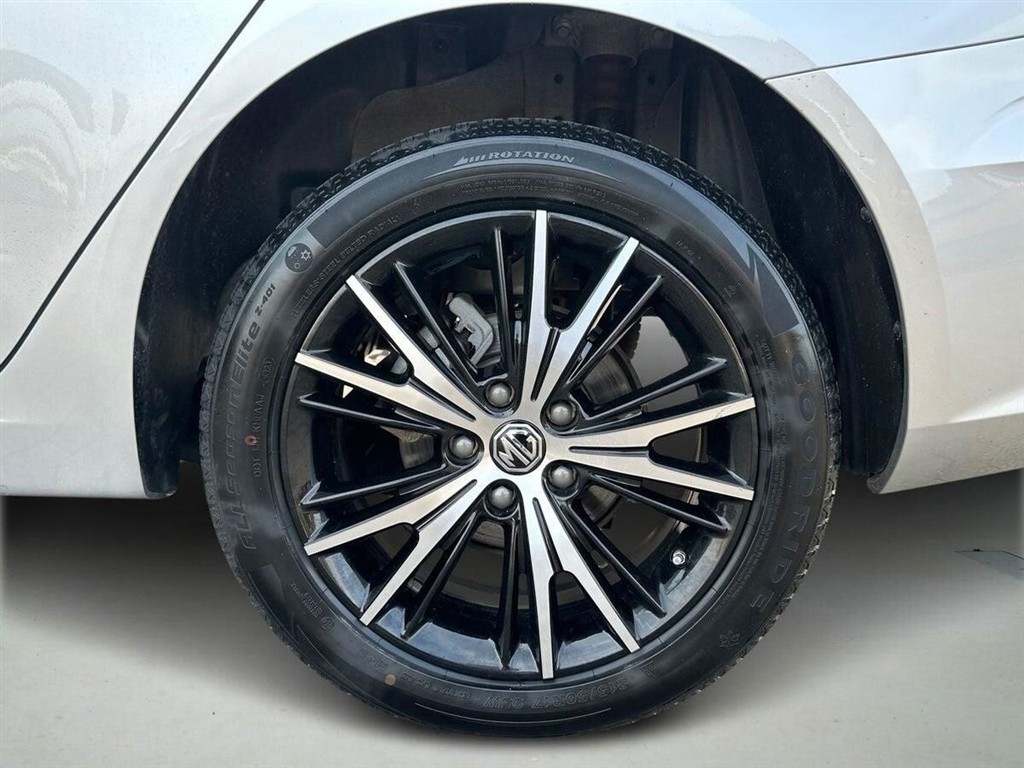 MG MG5 Electric Standard Range Luxury billede 3