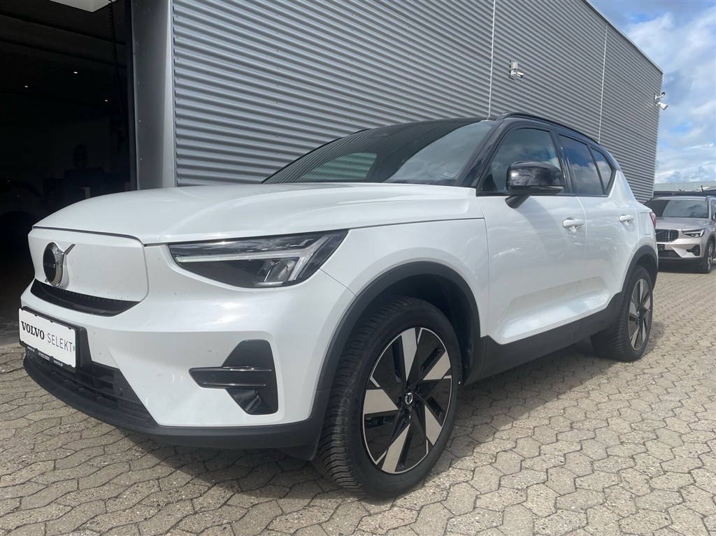 Volvo XC40 Plus