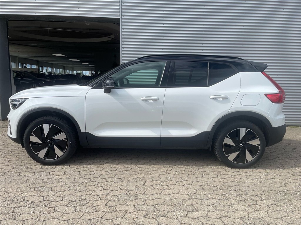 Volvo XC40 Plus billede 2