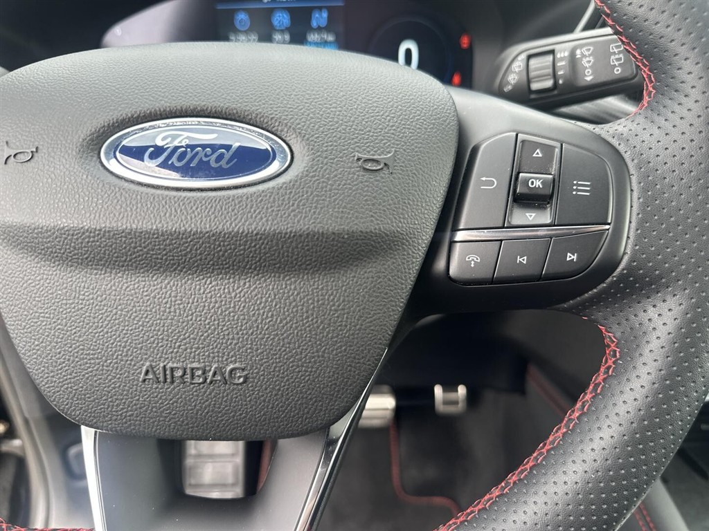 Ford Kuga ST-Line X billede 10
