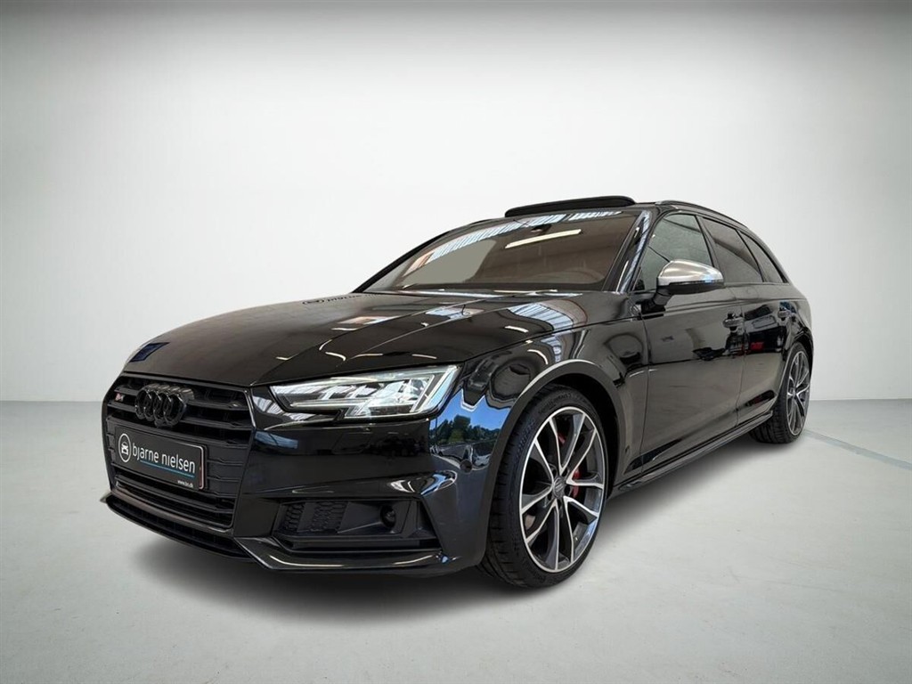 Audi S4 