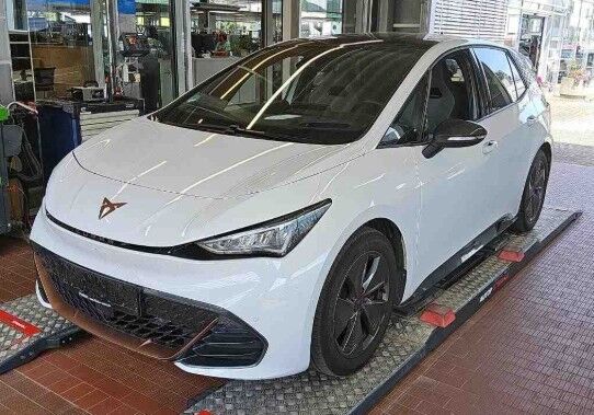 Cupra Born Dinamica Pack High