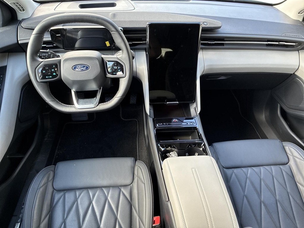 Ford Explorer UR Premium billede 6