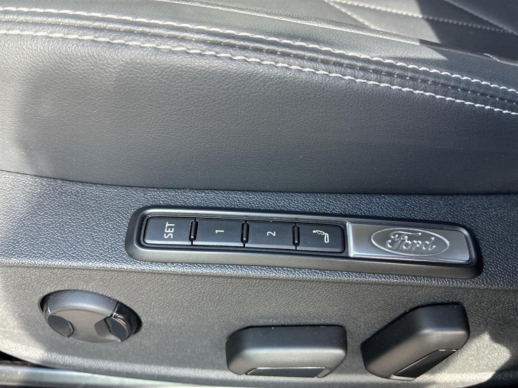 Ford Explorer UR Premium billede 10