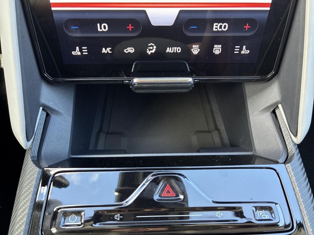 Ford Explorer UR Premium billede 19