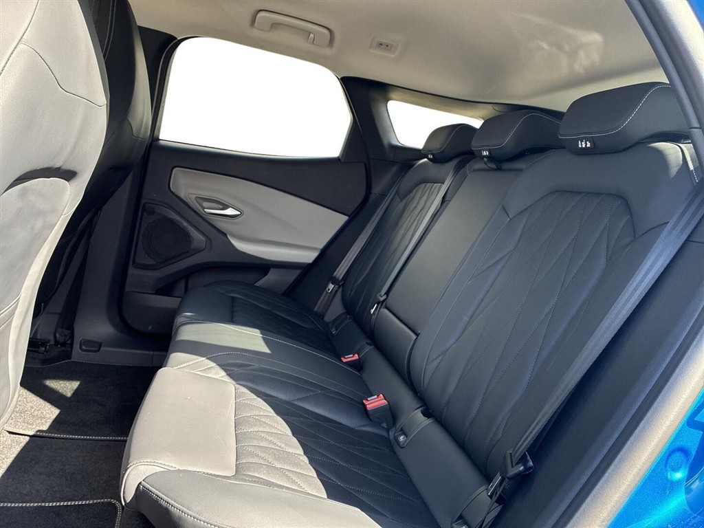 Ford Explorer UR Premium billede 8