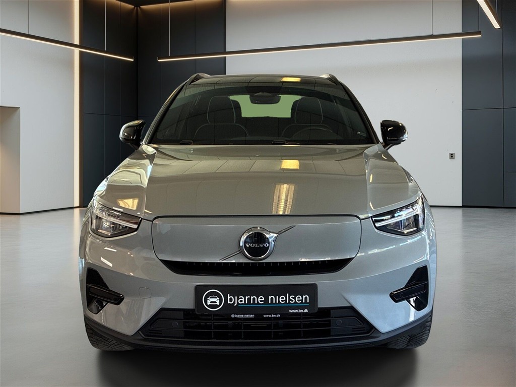 Volvo XC40 Plus billede 2