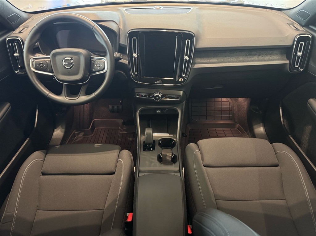 Volvo EX40 Core billede 14