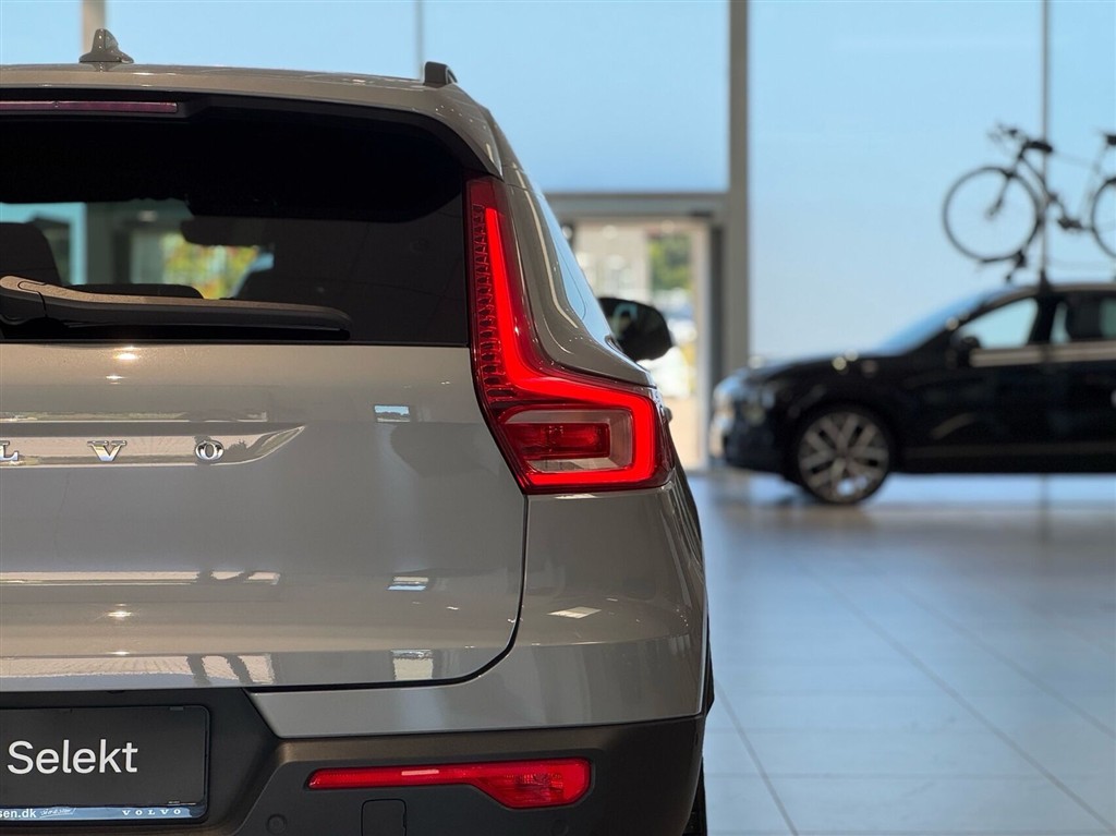 Volvo EX40 Core billede 24