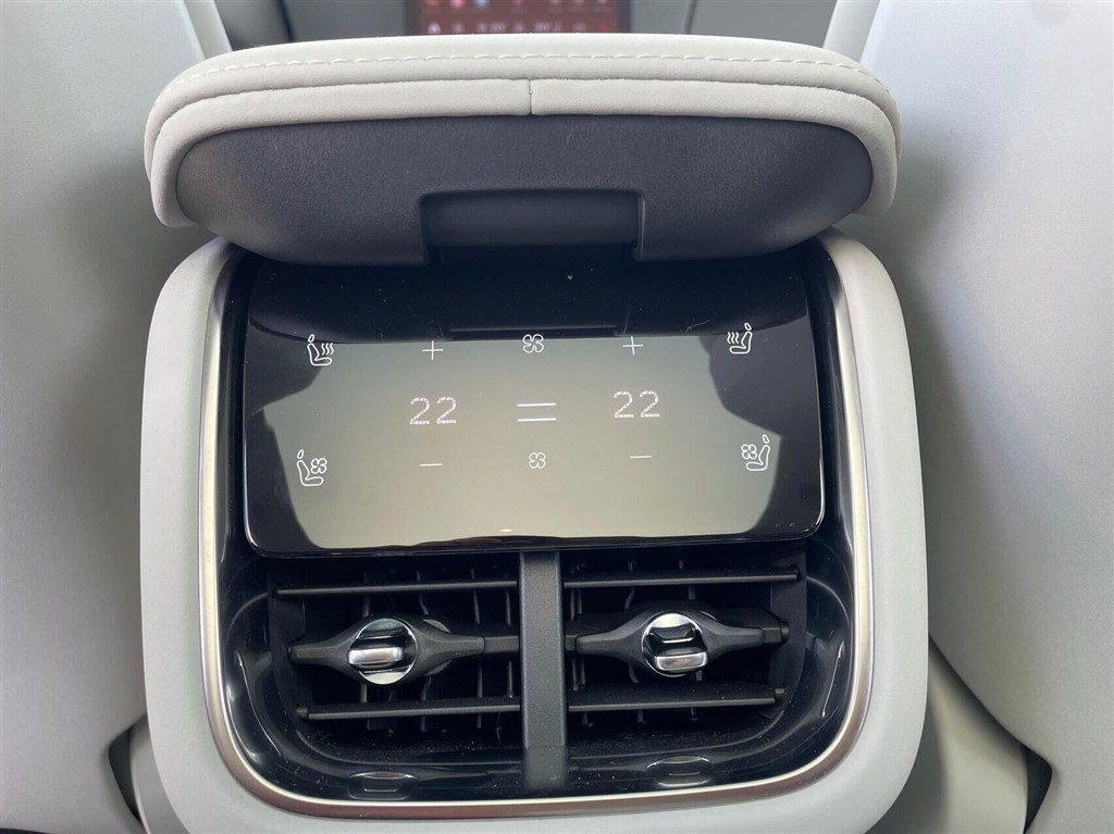 Volvo ES90 Ultra billede 22