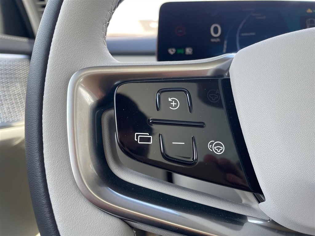 Volvo ES90 Ultra billede 17