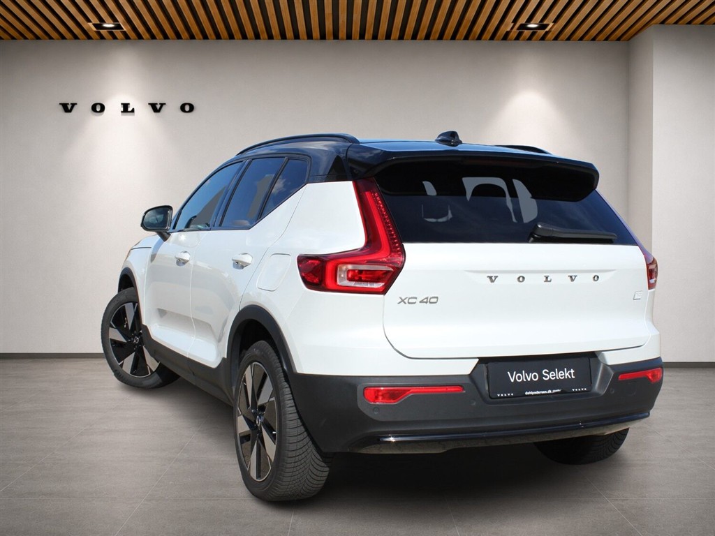 Volvo XC40 Plus billede 2