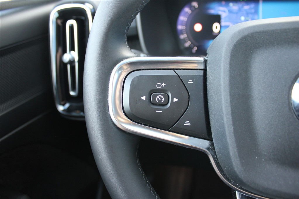 Volvo XC40 Plus billede 8