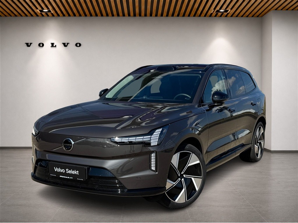 Volvo EX90 