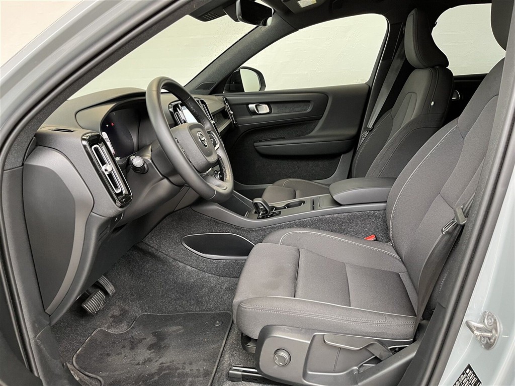 Volvo EX40 Core billede 5