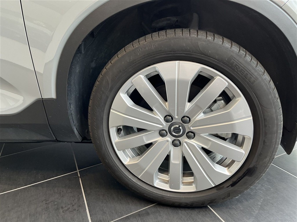 Volvo EX40 Core billede 10