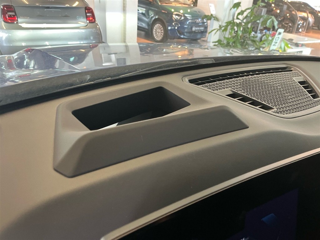 BMW iX1 M-Sport billede 5