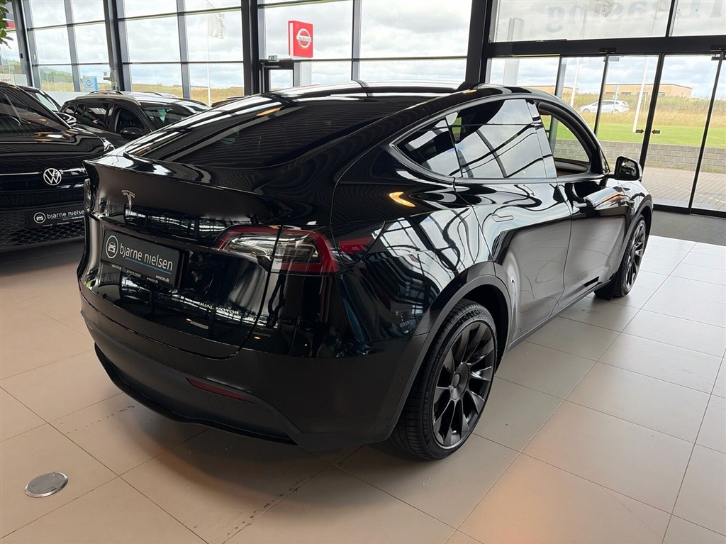 Tesla Model Y Long Range billede 4