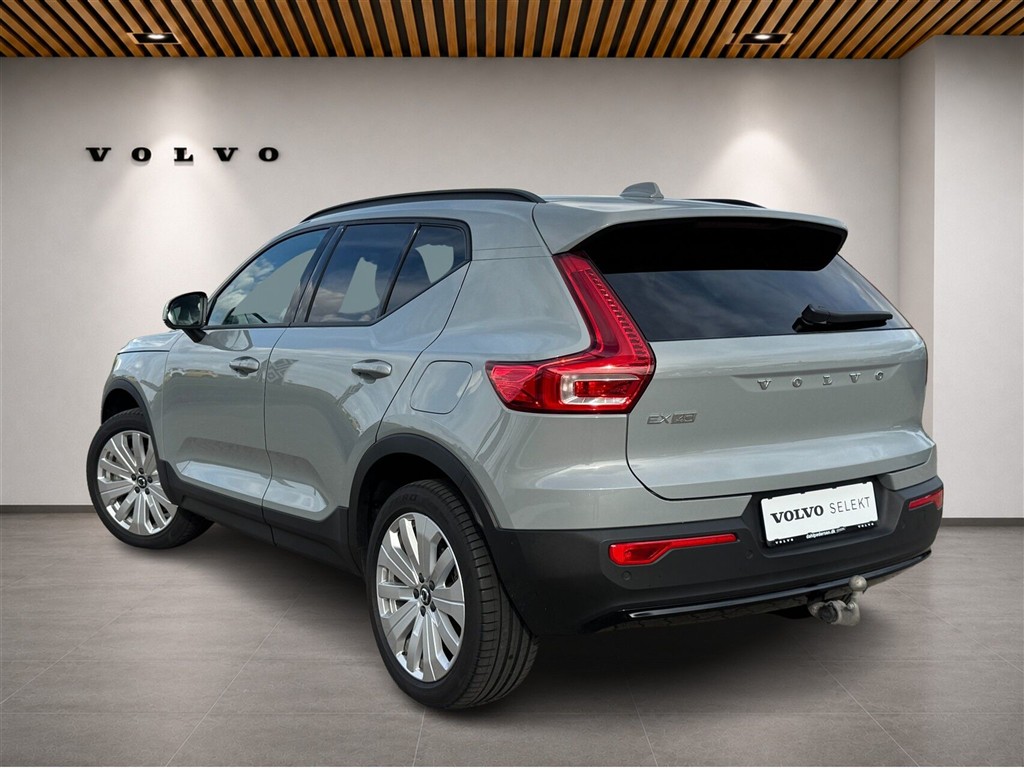 Volvo EX40 Core billede 2