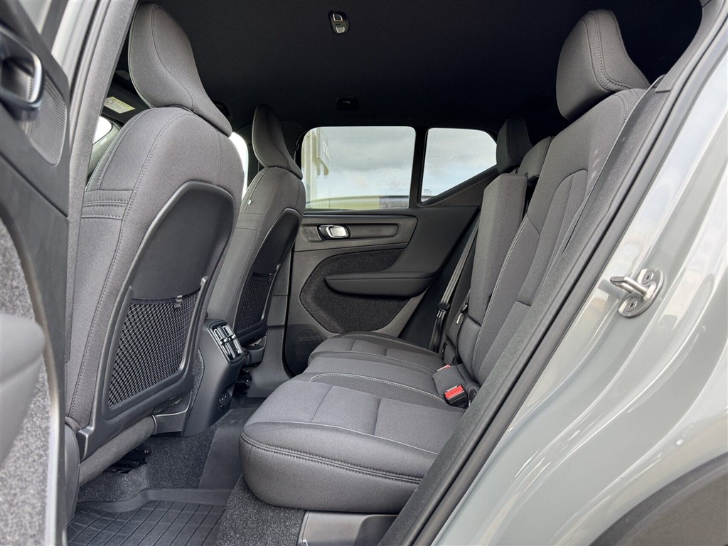 Volvo EX40 Core billede 5