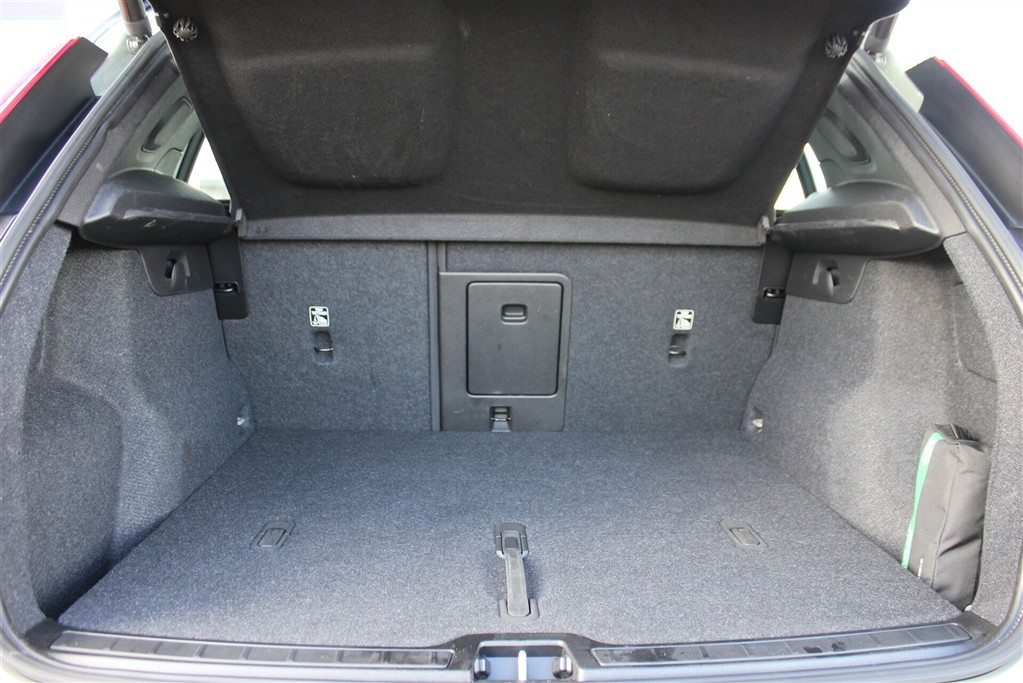 Volvo XC40 Plus billede 11