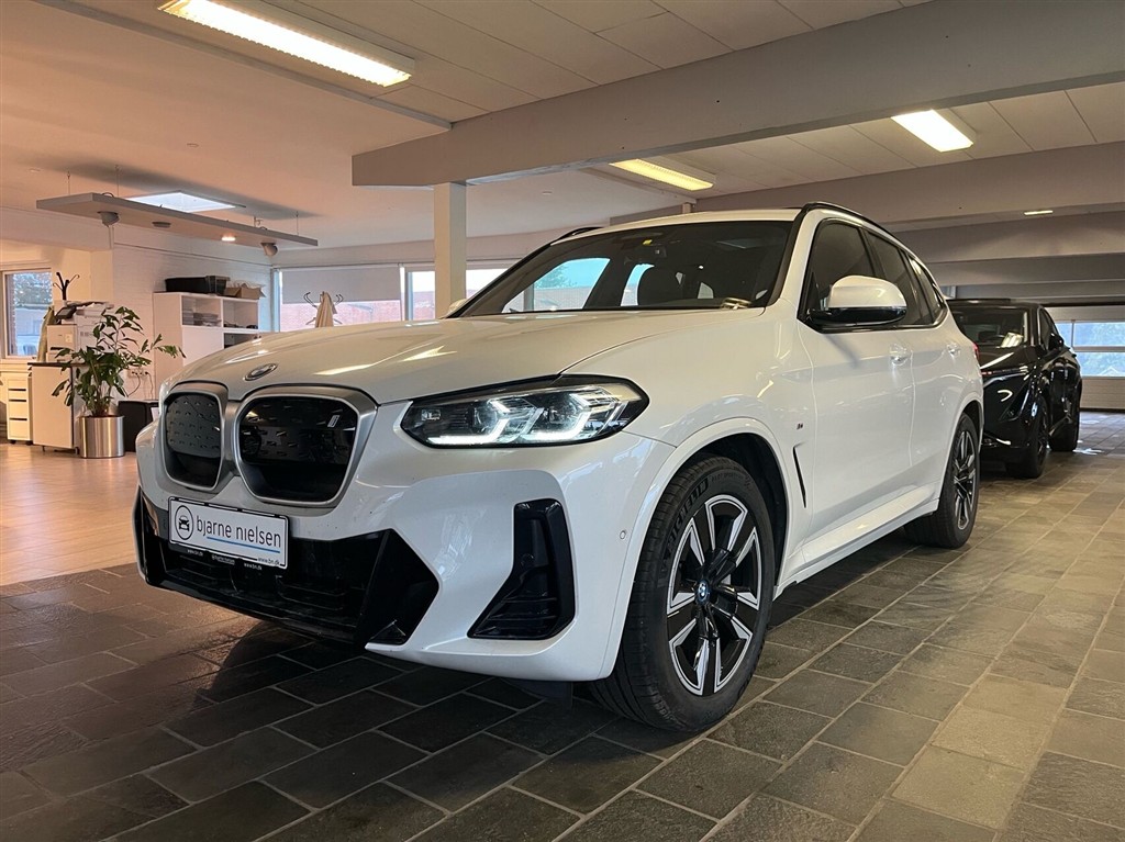 BMW iX3 M-Sport Charged