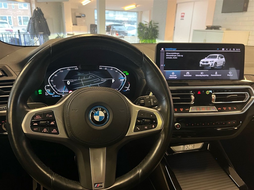 BMW iX3 M-Sport Charged billede 5
