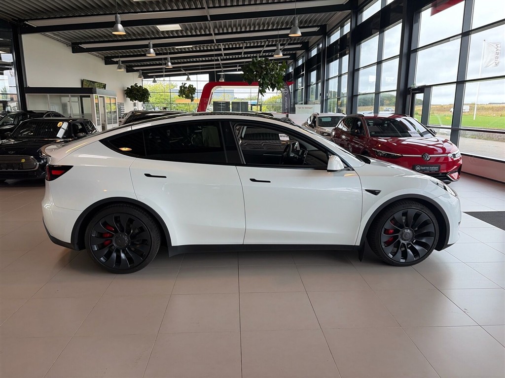 Tesla Model Y Performance billede 5